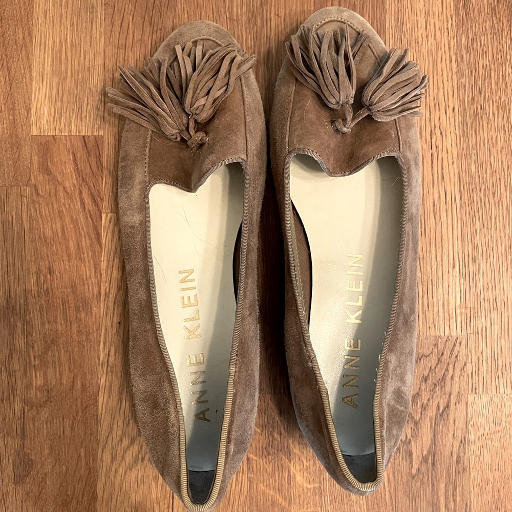 Anne Klein Suede tasseled flats